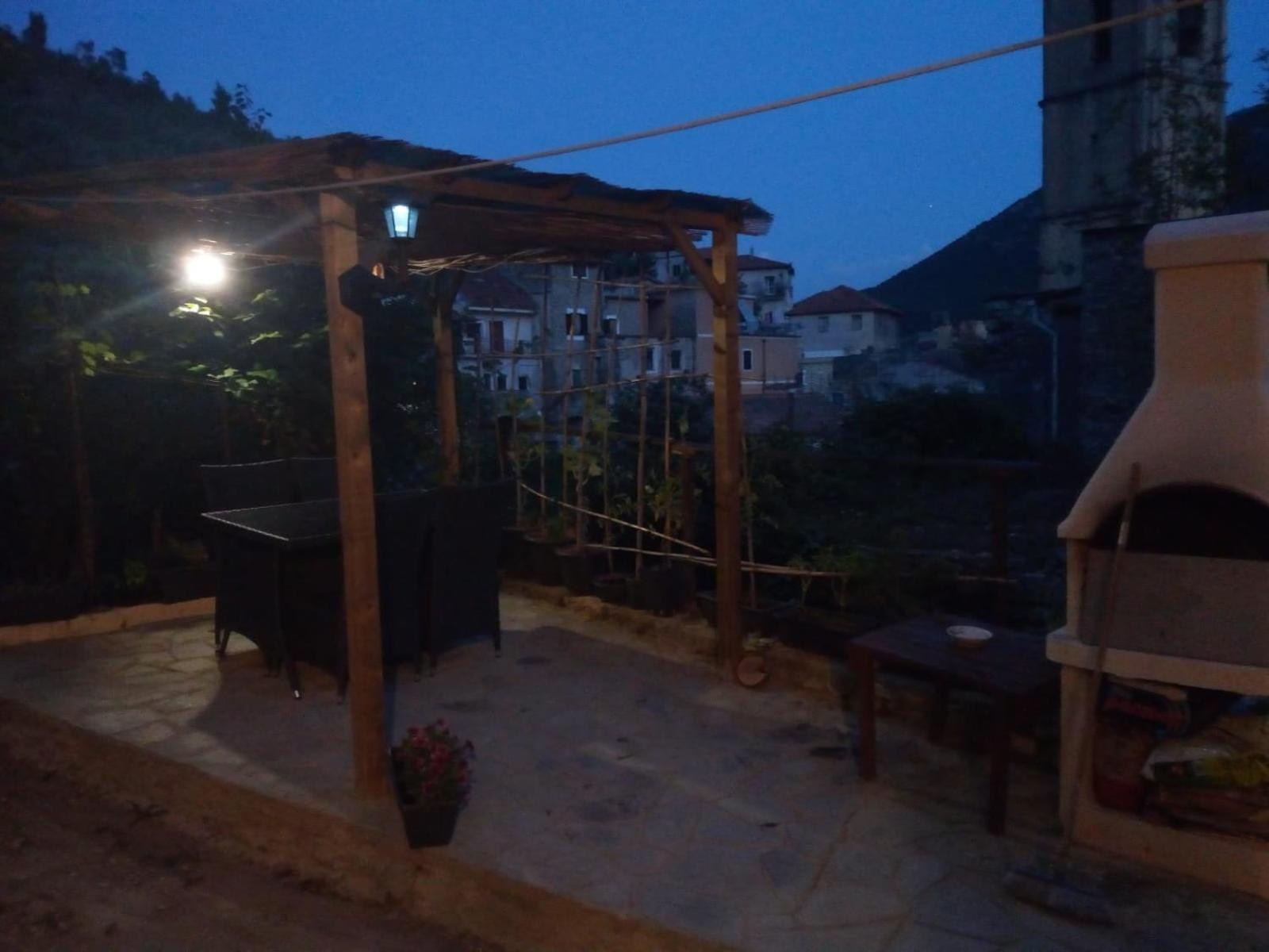 B&B 8A Castelbianco Colletta Esterno foto